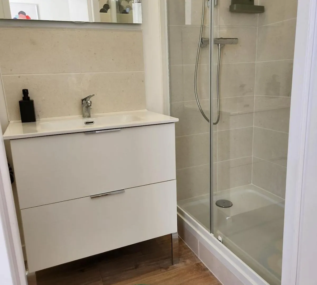 Apartment 2- Bel Appartement Ville Close Wifi Confort Concarneau France